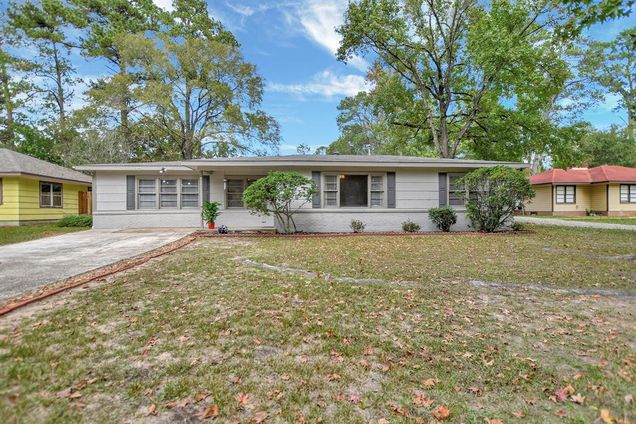 1102 Thomas Avenue Conroe, TX House Sold - Photo 1 of 1. Opens carousel modal