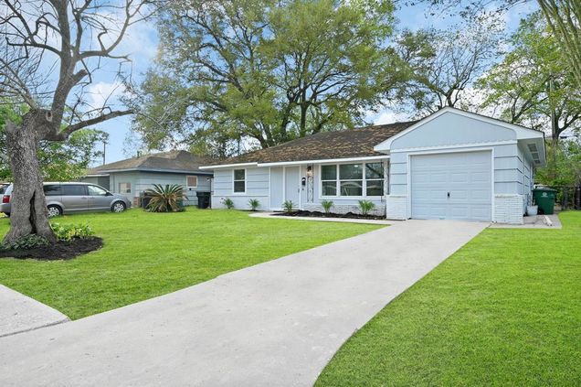 6414 Westover Street Houston, TX House Sold - Photo 1 of 1. Opens carousel modal