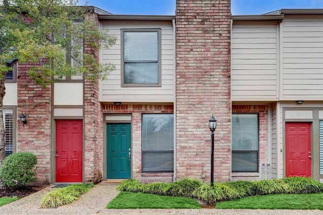 1201 Mcduffie Street Unit 192 Houston, TX Townhouse Sold - Photo 1 of 1. Opens carousel modal