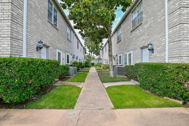 7633 Cambridge Street Houston, TX Townhouse Sold - Photo 1 of 1. Opens carousel modal