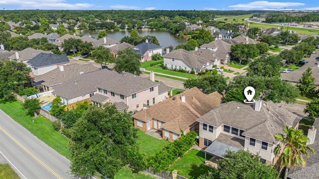 1726 Roaring Springs Lane