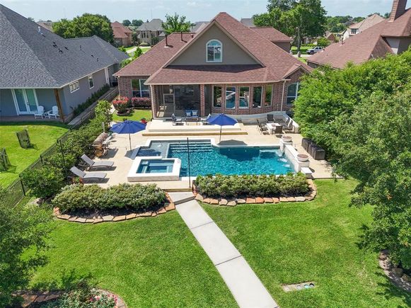 11584 Grandview Drive Montgomery, TX House Active - Photo 1 of 49. Opens carousel modal