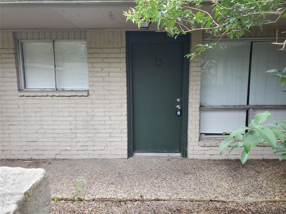 1529 Wirt Road Unit 13 Houston, TX Townhouse Sold - Photo 1 of 1. Opens carousel modal