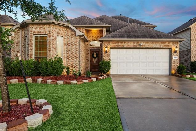 3643 Diamond Creek Drive Missouri City, TX House Active - Photo 1 of 32. Opens carousel modal