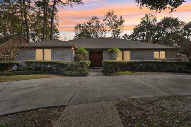 6715 Apple Valley Lane Houston, TX House Sold - Photo 1 of 1. Opens carousel modal