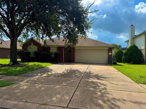 114 Oxford Court