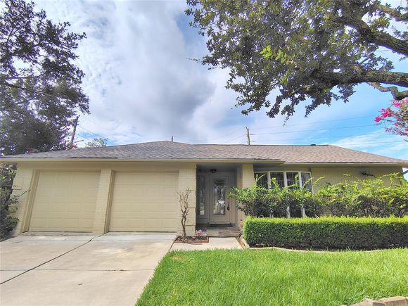 2546 Long Reach Drive