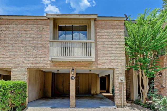 9400 Doliver Drive Unit 21 Houston, TX Townhouse Sold - Photo 1 of 1. Opens carousel modal