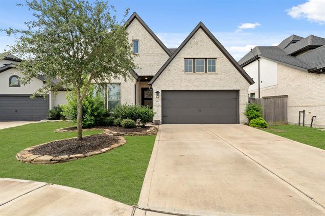 28911 Laurel Grove Lane Fulshear, TX House Active - Photo 1 of 28. Opens carousel modal