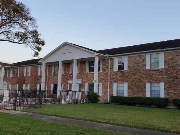 7217 Beechnut Street Unit 4 Houston, TX Townhouse Sold - Photo 1 of 1. Opens carousel modal