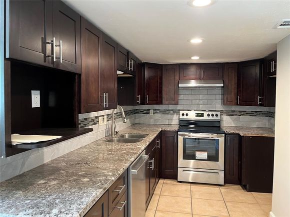 8381 La Roche Lane Houston, TX Townhouse Sold - Photo 1 of 1. Opens carousel modal