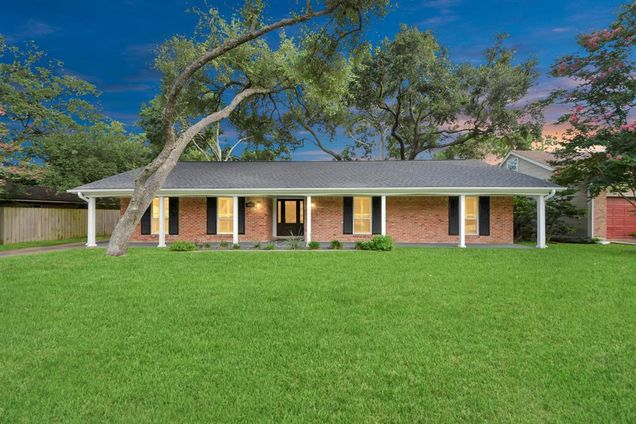 205 Cedar Lane
