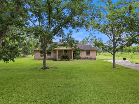 17311 Auction Barn Rd Alvin, TX House Active - Photo 1 of 38. Opens carousel modal