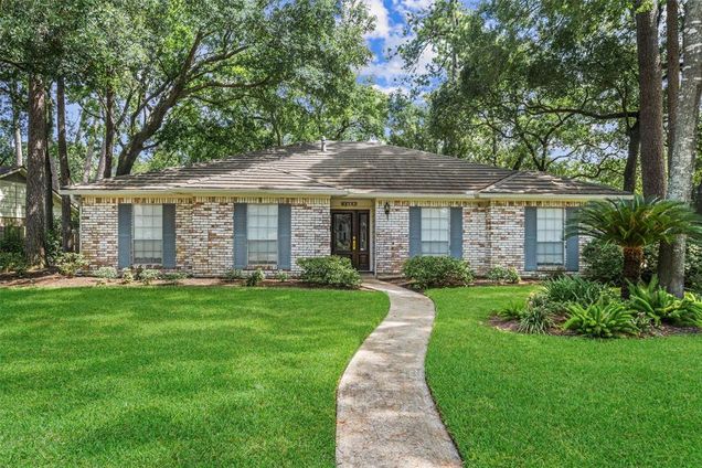 6143 Pebble Beach Drive Houston, TX House Active - Photo 1 of 28. Opens carousel modal