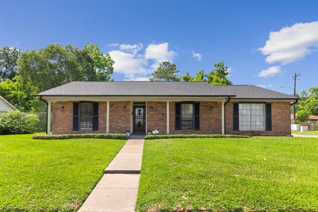 4302 Marchant Road
