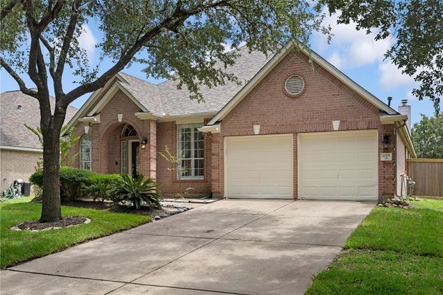 4315 Hoatzin Court Missouri City, TX House Active - Photo 1 of 44. Opens carousel modal