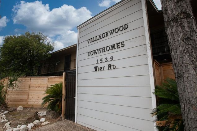 1529 Wirt Road Unit 6 Houston, TX Townhouse Sold - Photo 1 of 1. Opens carousel modal