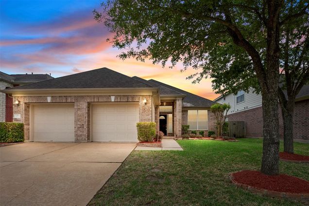 4223 Maurice Way Stafford, TX House Sold - Photo 1 of 1. Opens carousel modal