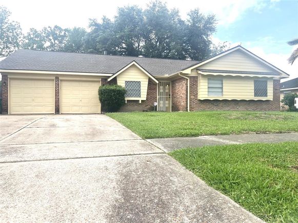 8418 Hazen Street Houston, TX House Active - Photo 1 of 19. Opens carousel modal
