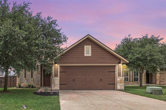 1075 Venice Drive Bryan, TX House Sold - Photo 1 of 1. Opens carousel modal