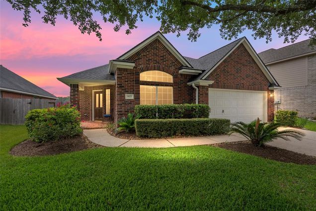 5827 Sawyer Bend Lane