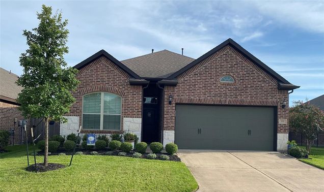 131 Castlegate Lane Houston, TX House Sold - Photo 1 of 1. Opens carousel modal