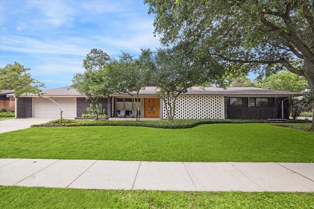 3542 Sun Valley Drive Houston, TX House Sold - Photo 1 of 1. Opens carousel modal
