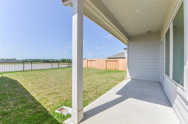 16524 Cascading Pines Ct Conroe, TX House Active - Photo 1 of 36. Opens carousel modal