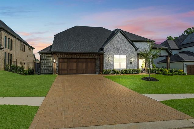 110 Oak Estates Drive