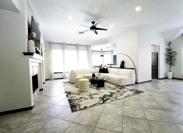 3706 Hawkins Court