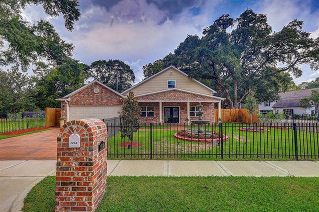 1214 Burnet Street Richmond, TX House Sold - Photo 1 of 1. Opens carousel modal