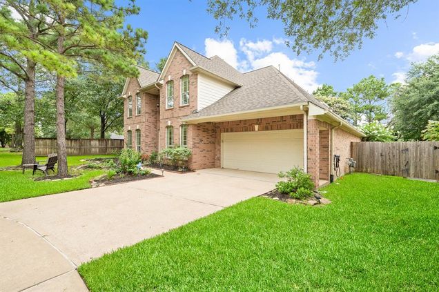 16018 Lower Lake Drive