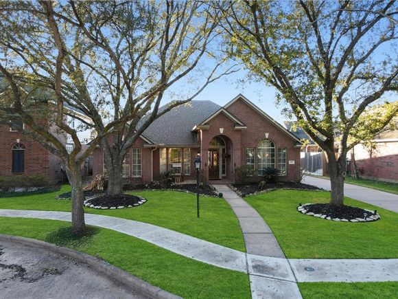 2726 Kellyway Lane Missouri City, TX House Sold - Photo 1 of 1. Opens carousel modal
