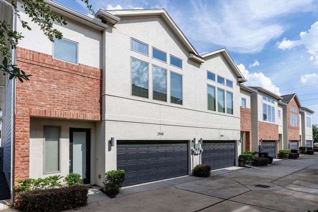 2948 Alice Street Houston, TX House Active - Photo 1 of 30. Opens carousel modal