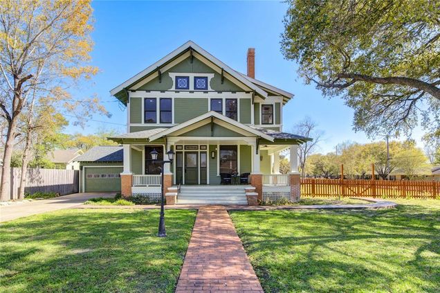 906 Grimes Street Navasota, TX House Sold - Photo 1 of 1. Opens carousel modal