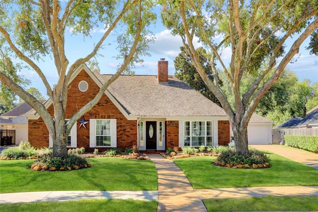 4219 Amersham Way Sugar Land, TX House Sold - Photo 1 of 1. Opens carousel modal