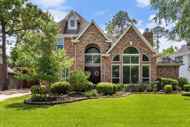 27 Wood Cove Drive