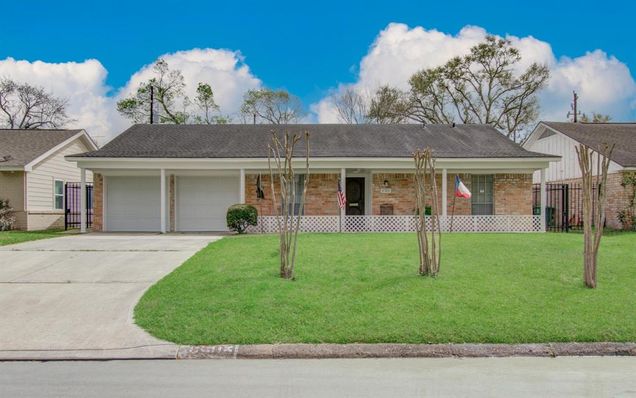8503 Mcavoy Drive Houston, TX House Active - Photo 1 of 31. Opens carousel modal