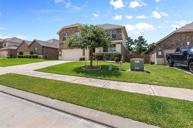 12137 Pearl Bay Lane
