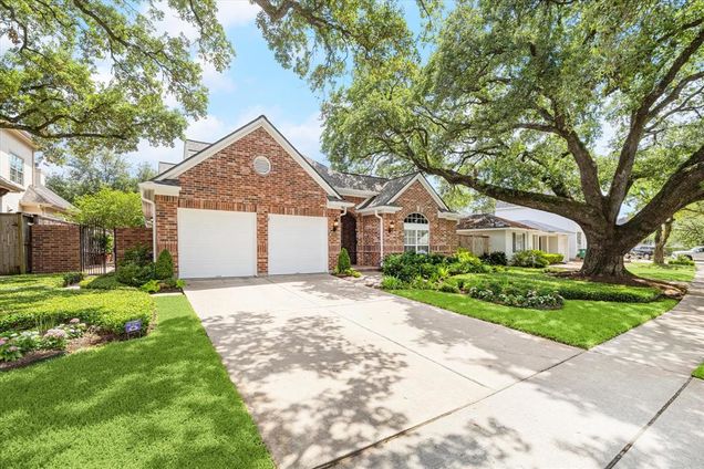 3923 Drake Street Houston, TX House Sold - Photo 1 of 1. Opens carousel modal