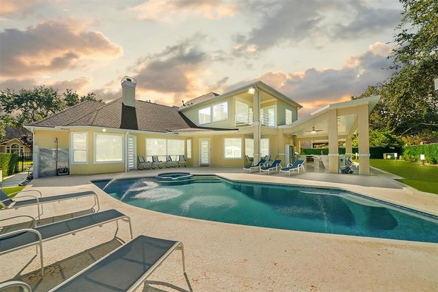 11 Harbor View Drive