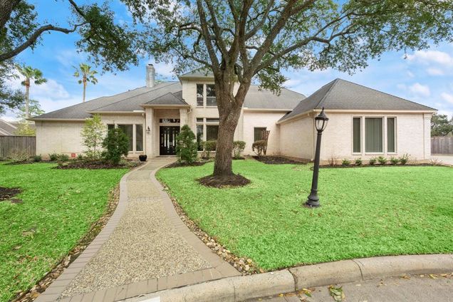25 Champions Bend Circle Houston, TX House Sold - Photo 1 of 1. Opens carousel modal