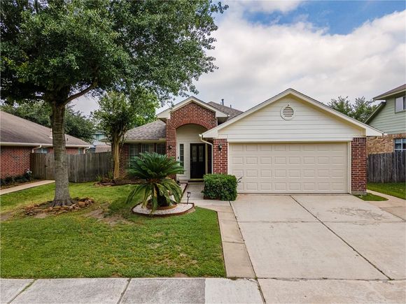 915 Christopher Baytown, TX House Sold - Photo 1 of 1. Opens carousel modal