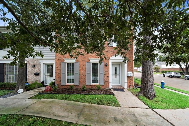9702 Westview Drive Houston, TX Townhouse Sold - Photo 1 of 1. Opens carousel modal