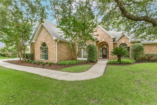 5434 Whitmore Street Fulshear, TX House Active - Photo 1 of 41. Opens carousel modal
