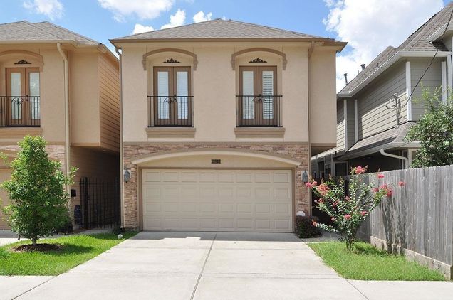 5325 Petty Street Unit B Houston, TX House Active - Photo 1 of 27. Opens carousel modal