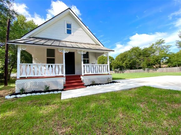 610 S Walnut Tomball, TX House Sold - Photo 1 of 1. Opens carousel modal