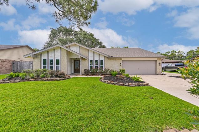 406 Westwood Drive