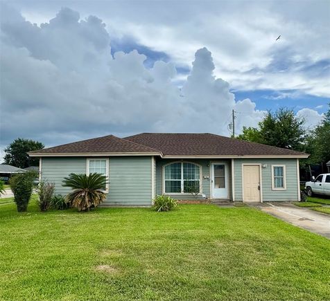 10630 Chambers Street Houston, TX House Active - Photo 1 of 11. Opens carousel modal