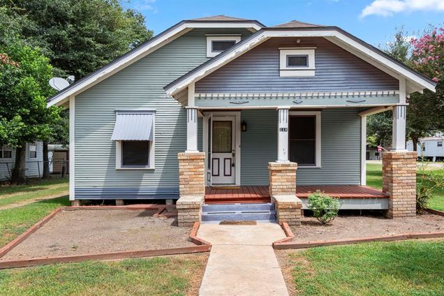 119 Albert Drive East Bernard, TX House Sold - Photo 1 of 1. Opens carousel modal